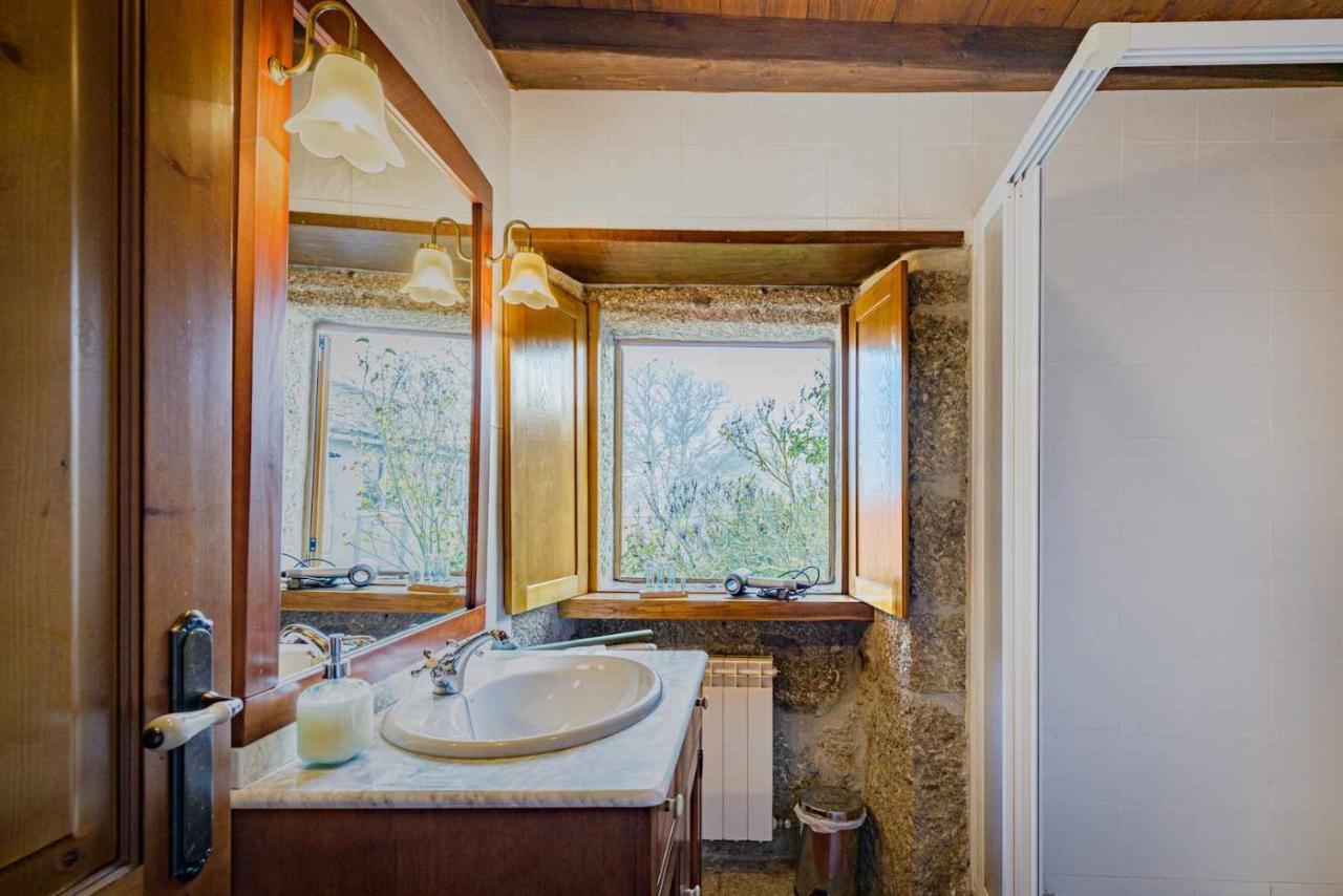Casa Das Xacias Ribeira Sacra A Airoa  Extérieur photo